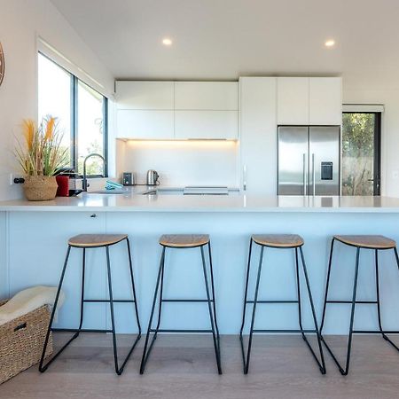 Luna Cottage. Stunning Ocean Views On Waiheke Oneroa Εξωτερικό φωτογραφία