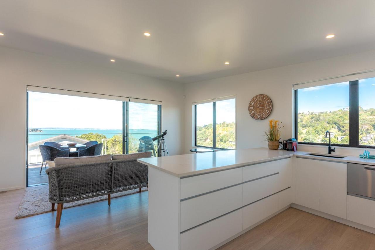 Luna Cottage. Stunning Ocean Views On Waiheke Oneroa Εξωτερικό φωτογραφία